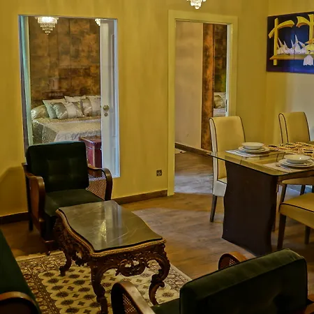 Center Studios Apartment