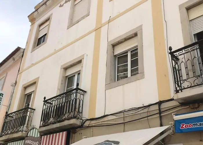 Center Studios Hotel